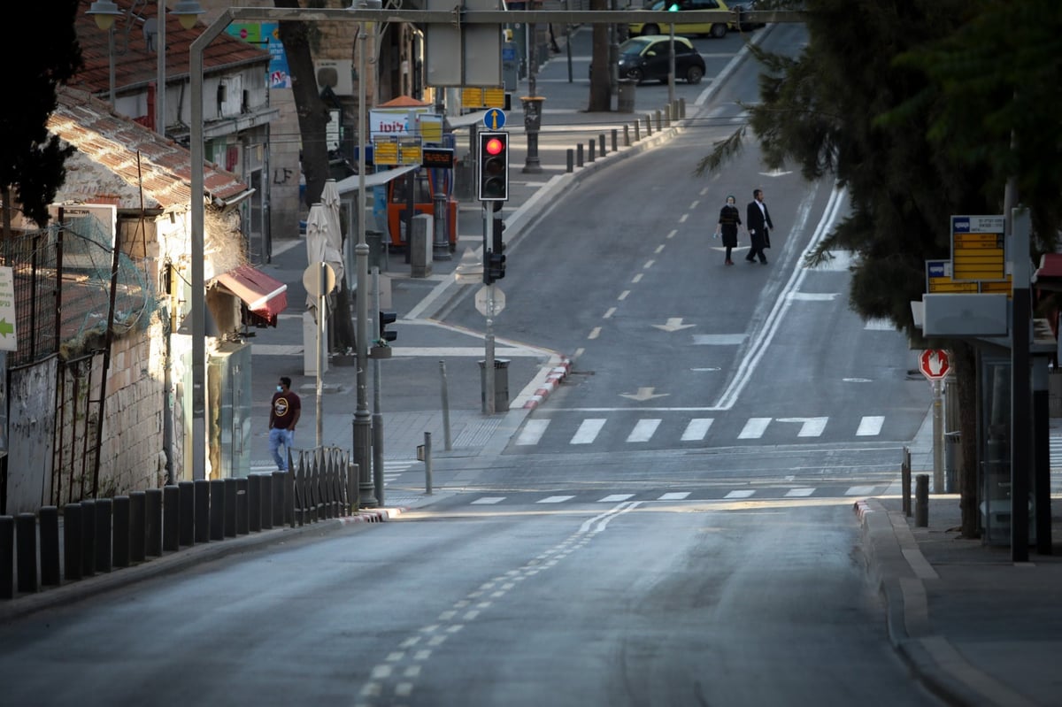 יום העצמאות בירושלים; מהמחסומים ועד החומות המוארות