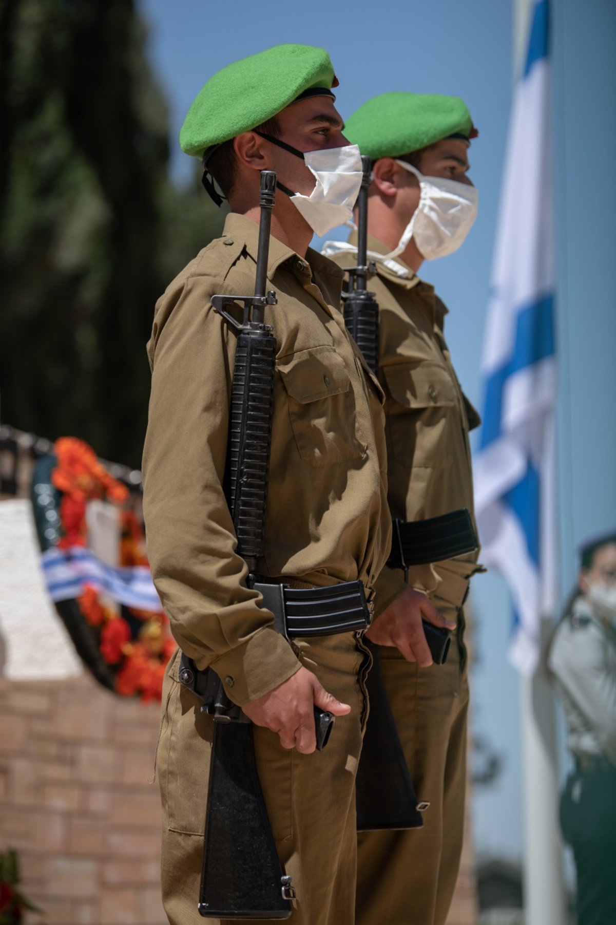 תיעוד: בתי העלמין הצבאיים ללא המשפחות