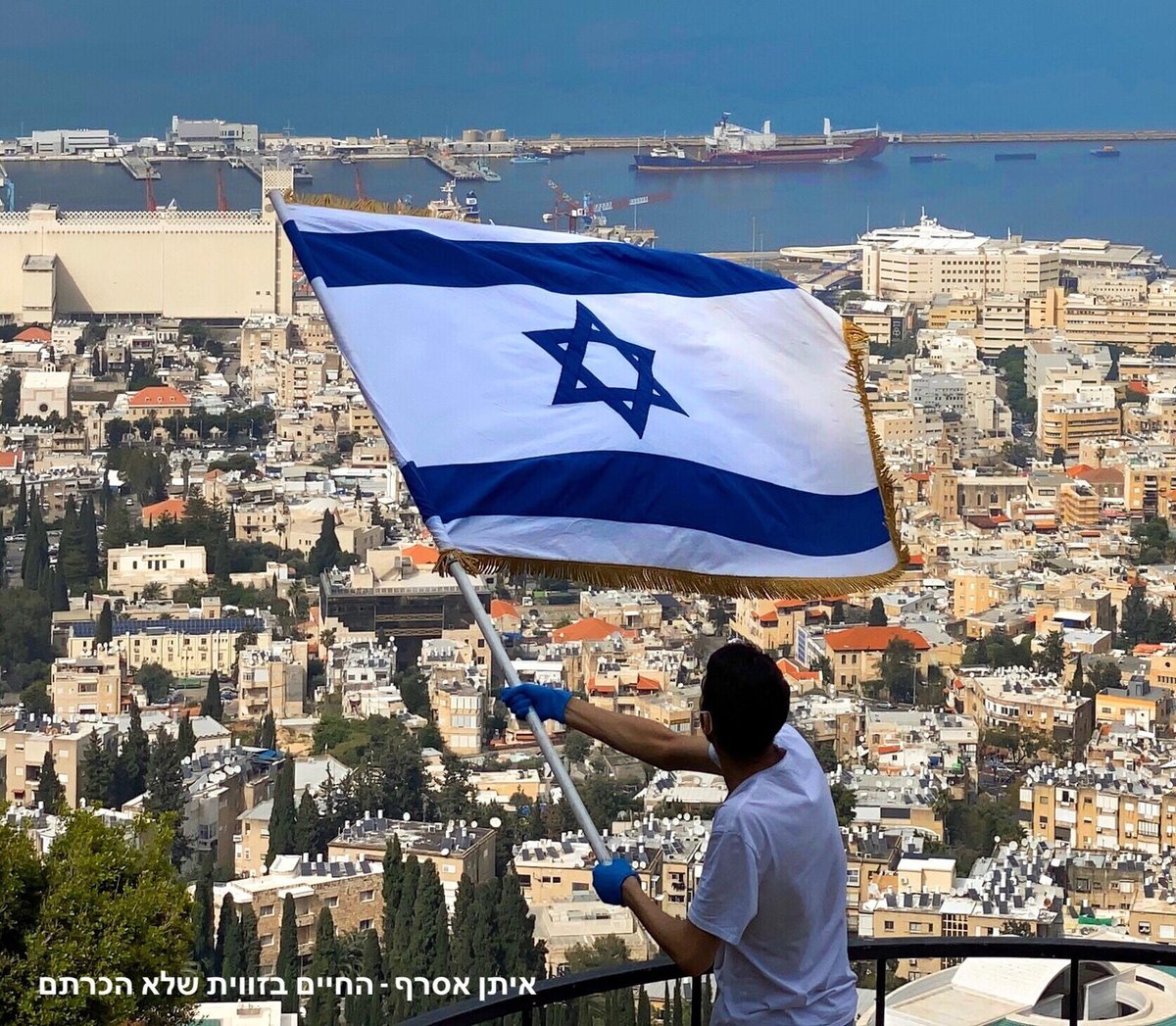 האמן והיוצר: איתן אסרף - החיים בזווית שלא הכרתם