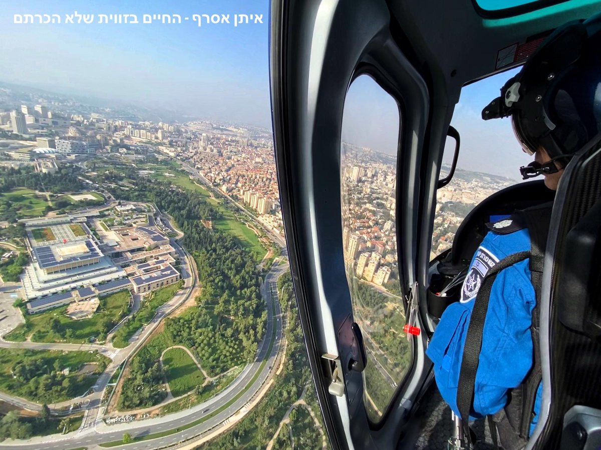 האמן והיוצר: איתן אסרף - החיים בזווית שלא הכרתם