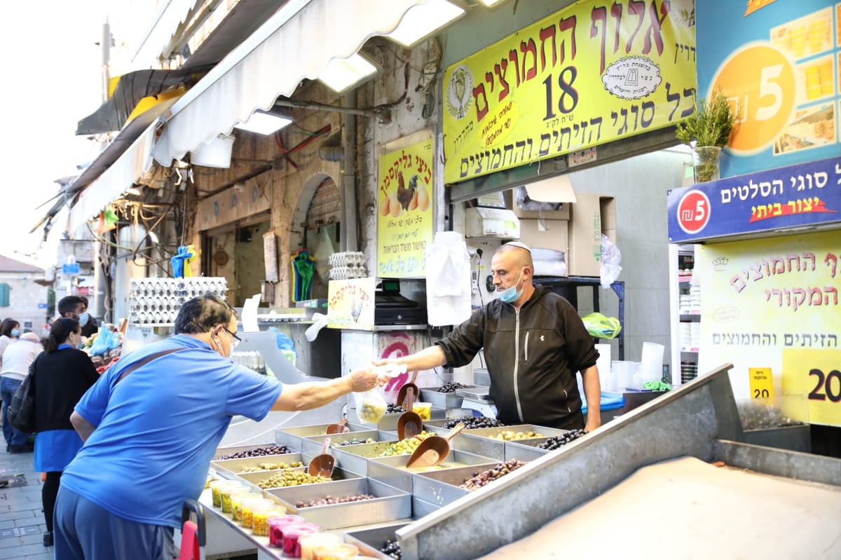 חוזרים לשגרה גם בשוק מחנה יהודה • גלריה