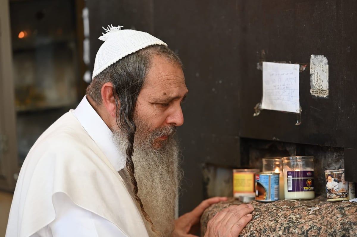 במתכונת מצומצמת: הגר"ש ארוש אצל 'רבי מאיר בעל הנס'