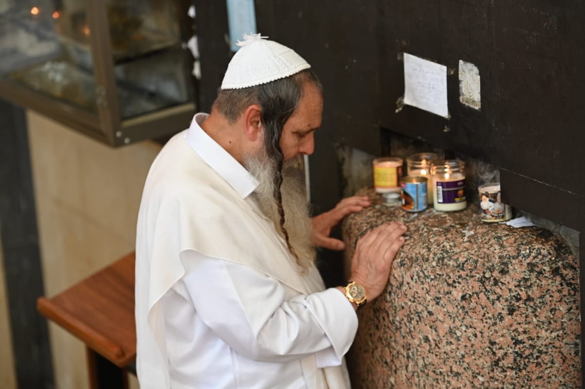 במתכונת מצומצמת: הגר"ש ארוש אצל 'רבי מאיר בעל הנס'