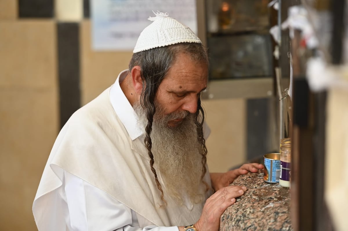 במתכונת מצומצמת: הגר"ש ארוש אצל 'רבי מאיר בעל הנס'