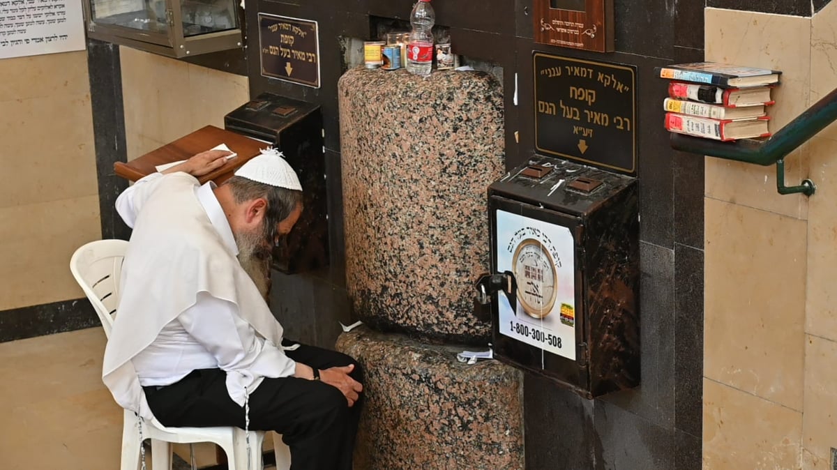 במתכונת מצומצמת: הגר"ש ארוש אצל 'רבי מאיר בעל הנס'