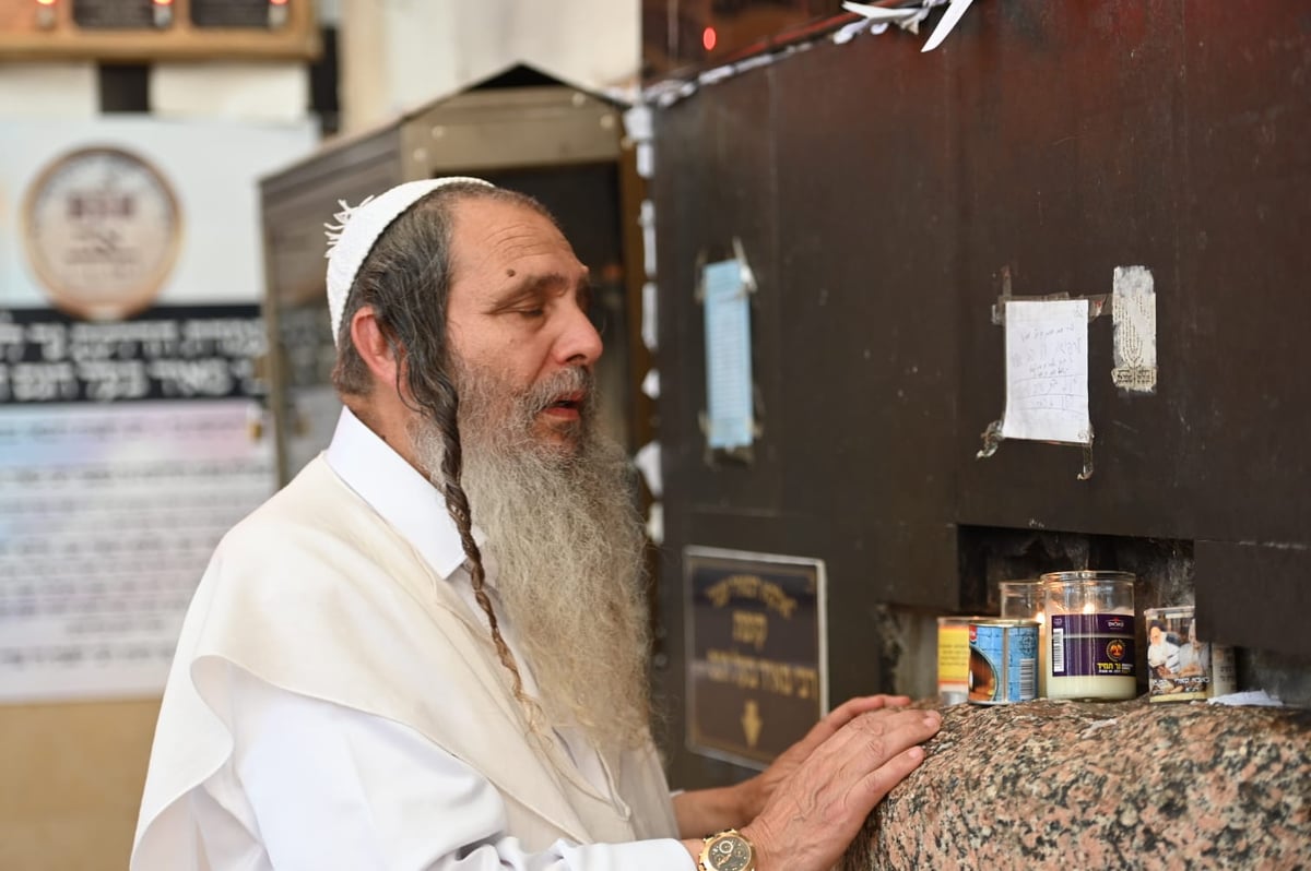 במתכונת מצומצמת: הגר"ש ארוש אצל 'רבי מאיר בעל הנס'