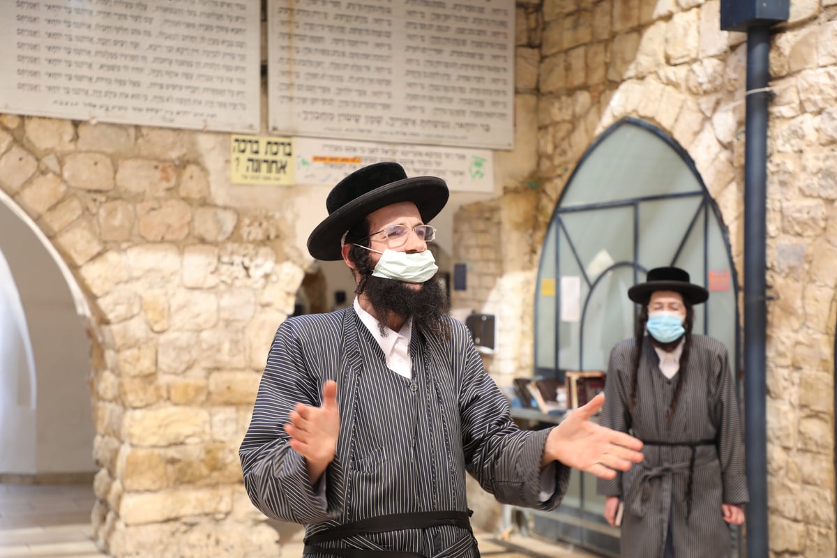 כך נראה ציון הרשב"י שעות לפני ההילולא