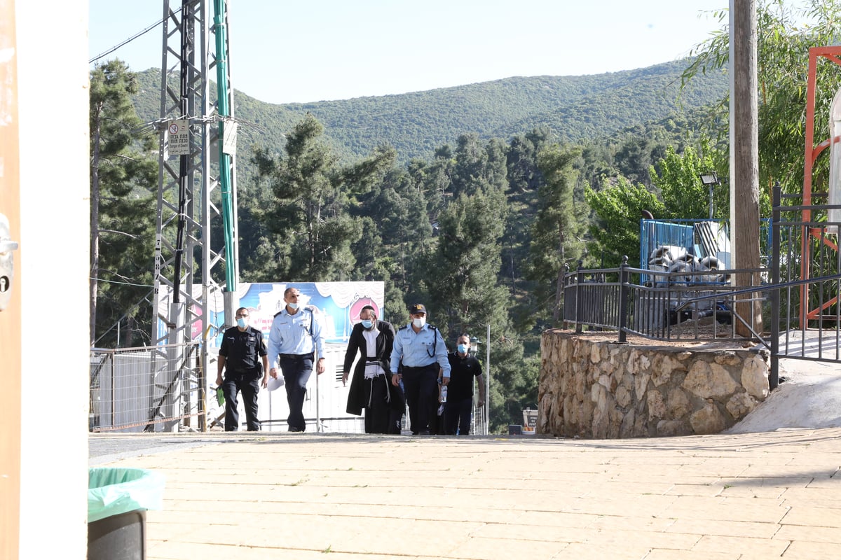 כך נראה ציון הרשב"י שעות לפני ההילולא