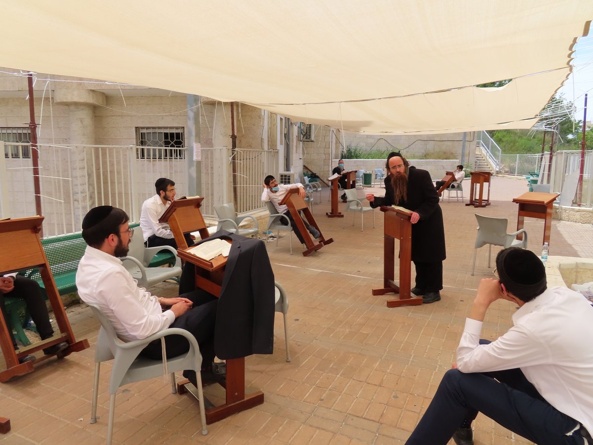 'אור לציון' מצאו פטנט: בחורים פוזרו ב-10 סניפים