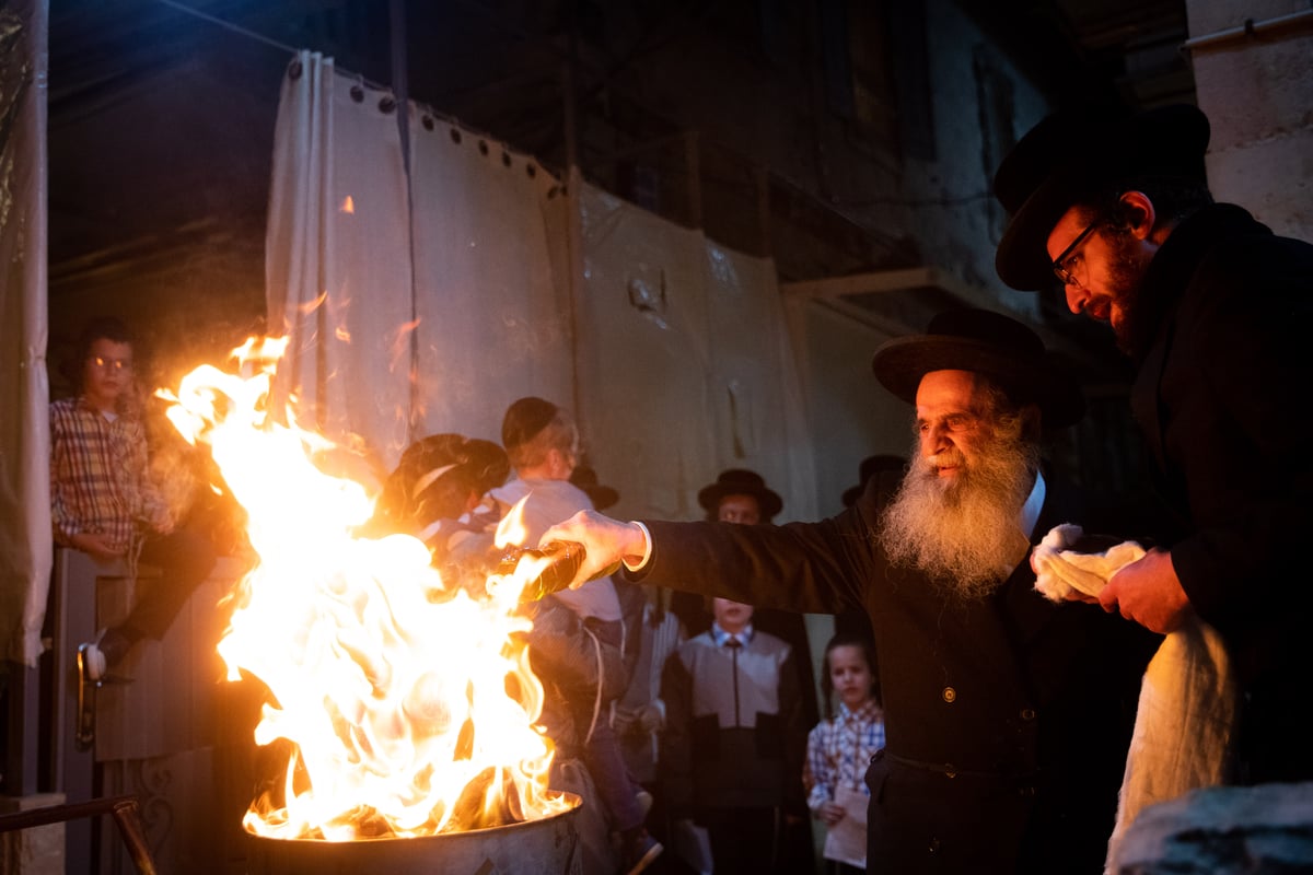 כך הדליקו מדורות ל"ג בעומר במאה שערים