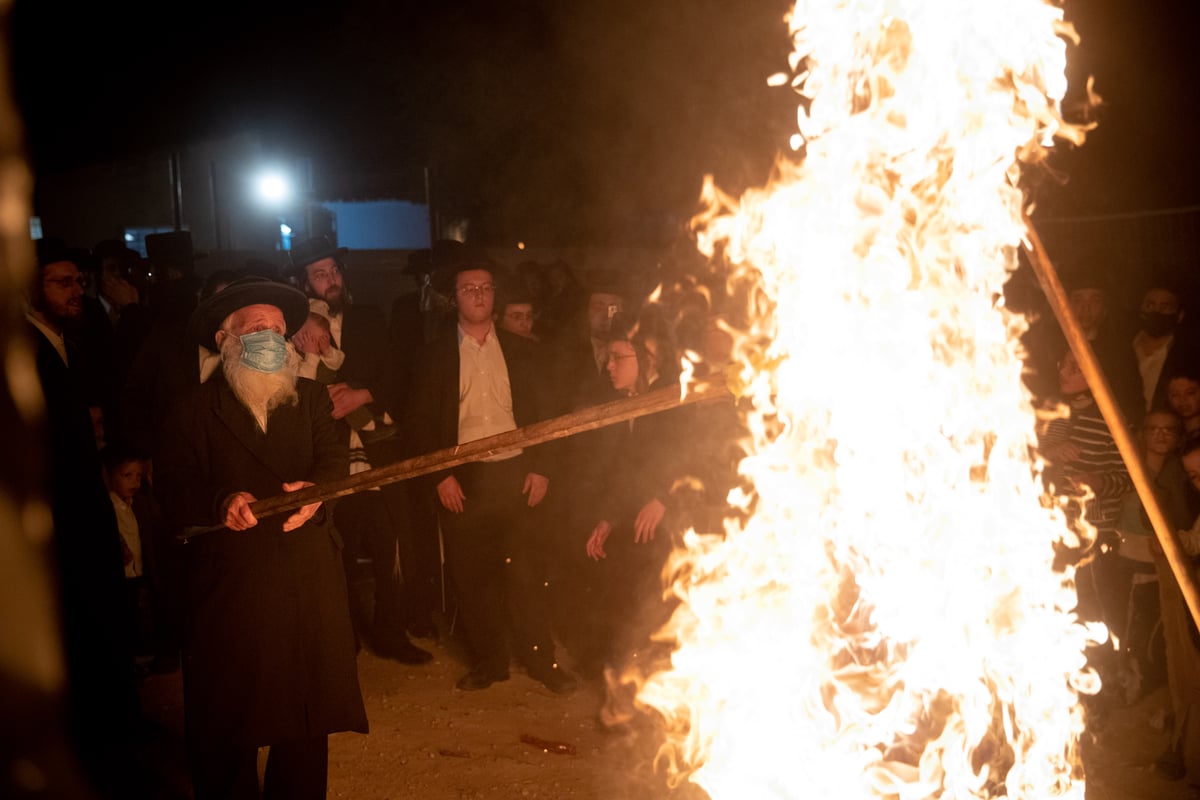 כך הדליקו מדורות ל"ג בעומר במאה שערים