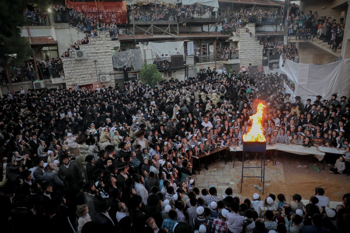 לא לומדים לקח: שוב הדלקה המונית בבתי אונגרין • תיעוד