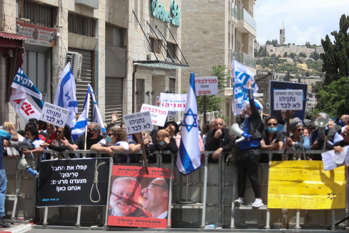 נתניהו בפתח משפטו: תפרו לי תיק; רוצים להפיל את הימין