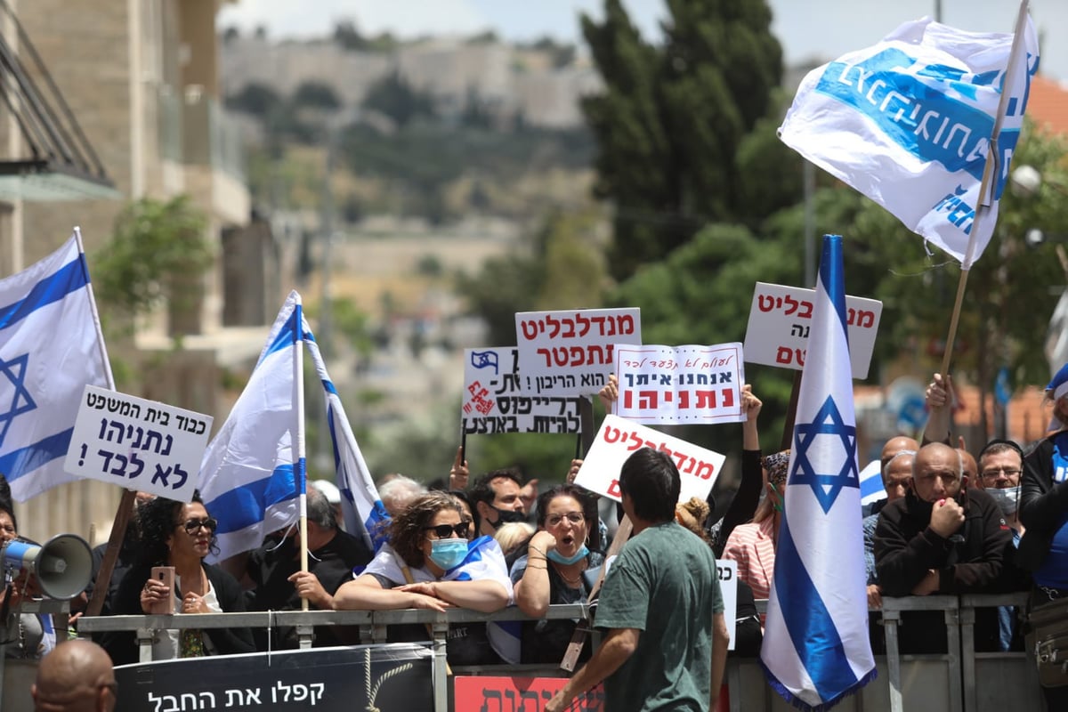 נתניהו בפתח משפטו: תפרו לי תיק; רוצים להפיל את הימין