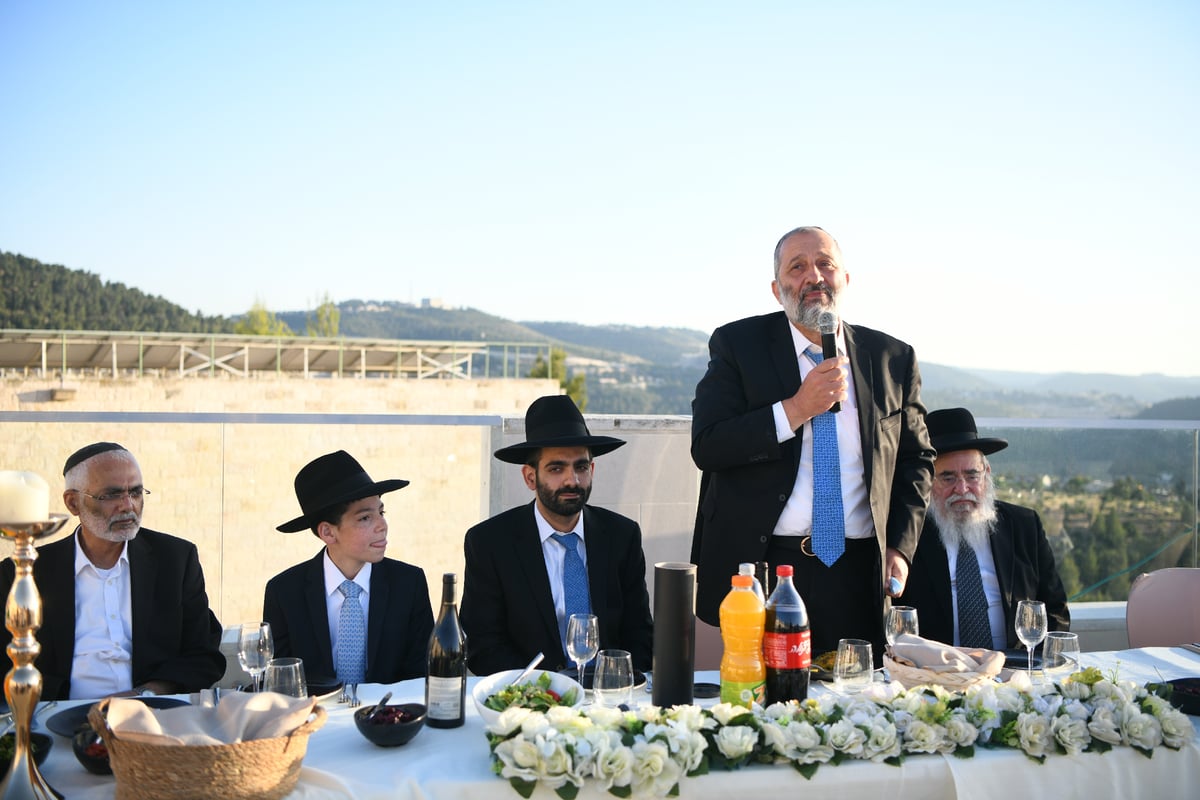 ח"כ מיכאל מלכיאלי חגג בר מצווה לבנו הבכור • צפו