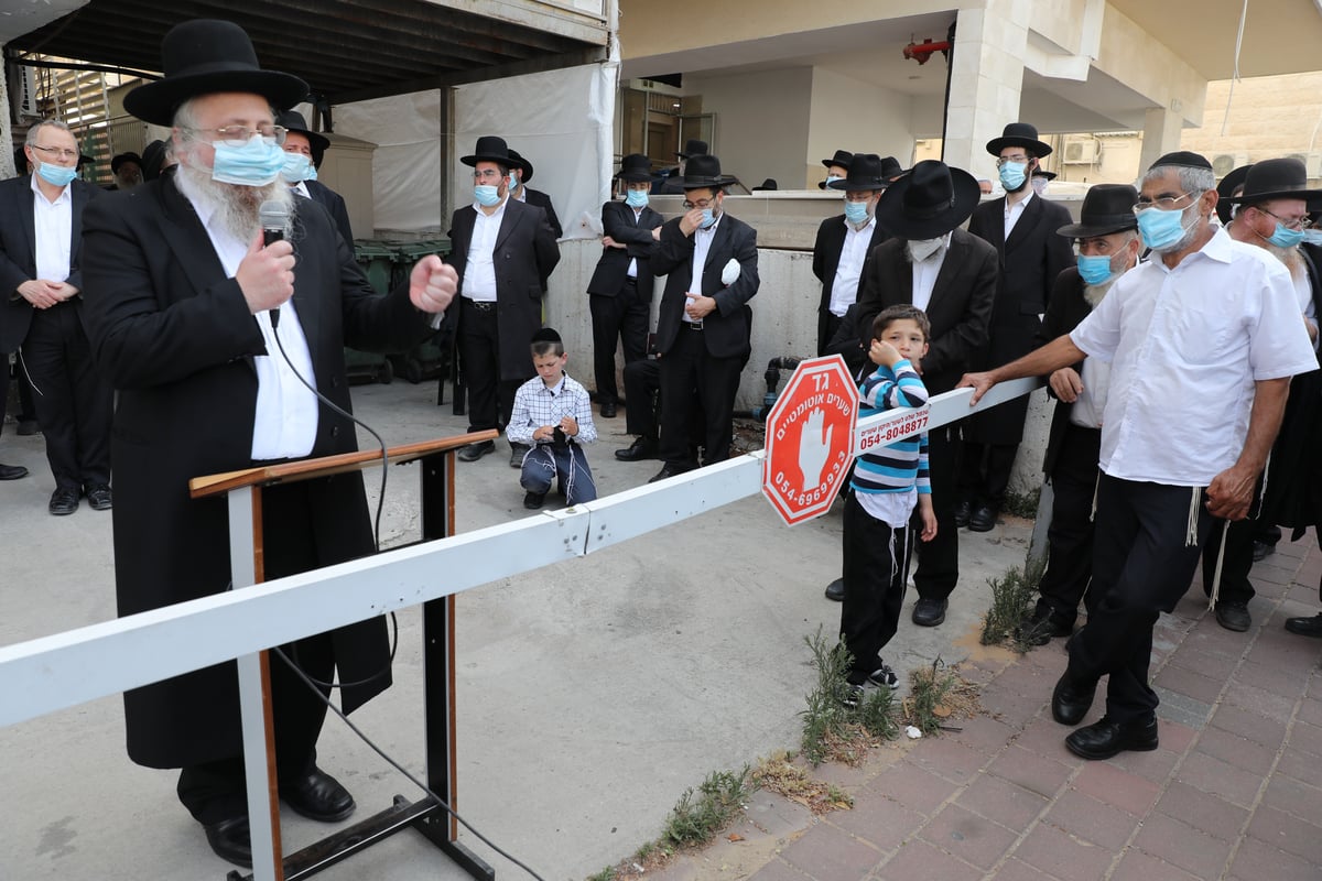 הספד על הרב עוזר דרורי: 'הפריע לו שנשים טיפלו בו כשהיה מונשם'