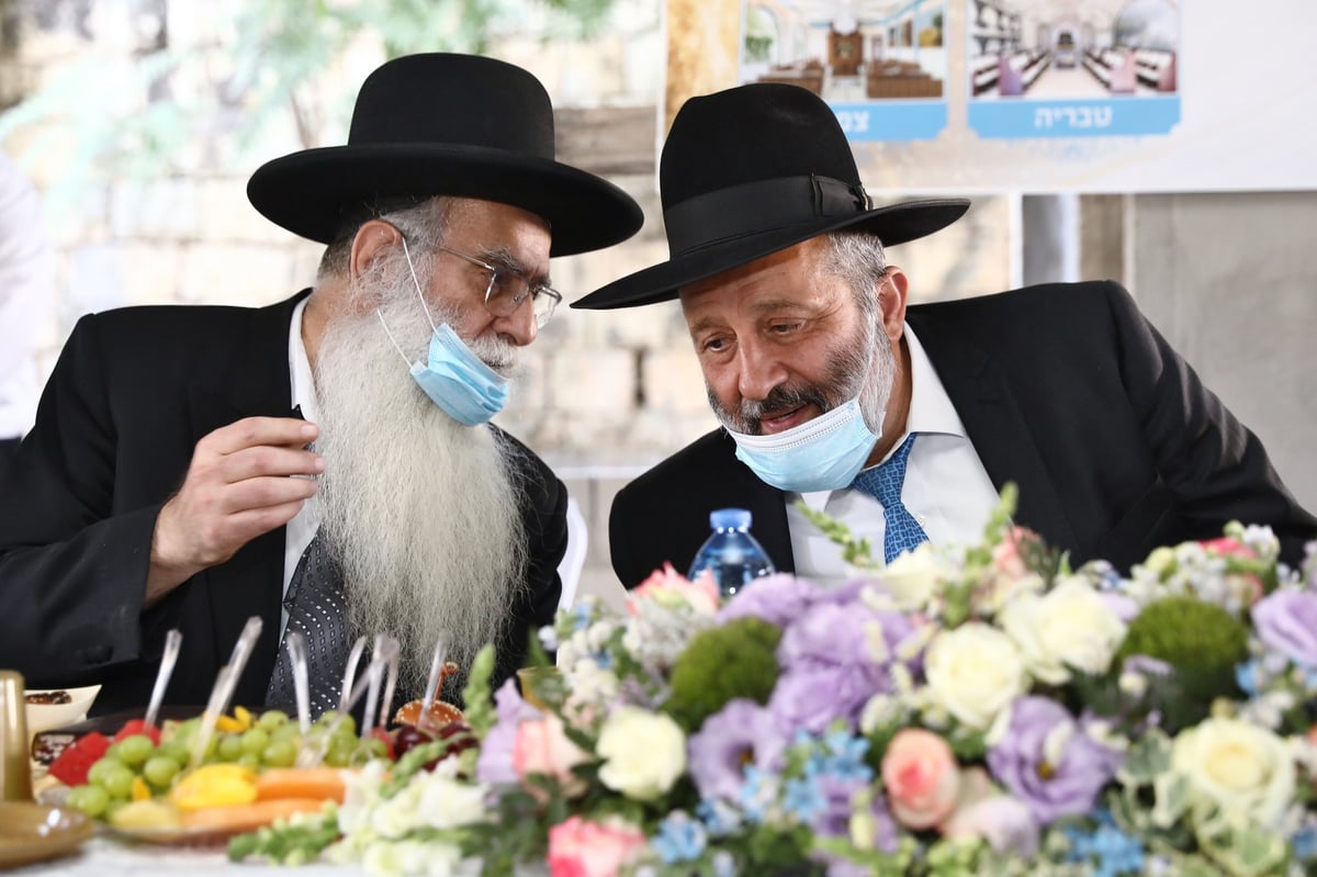 בירושלים הניחו אבן פינה לארבעה בתי כנסת