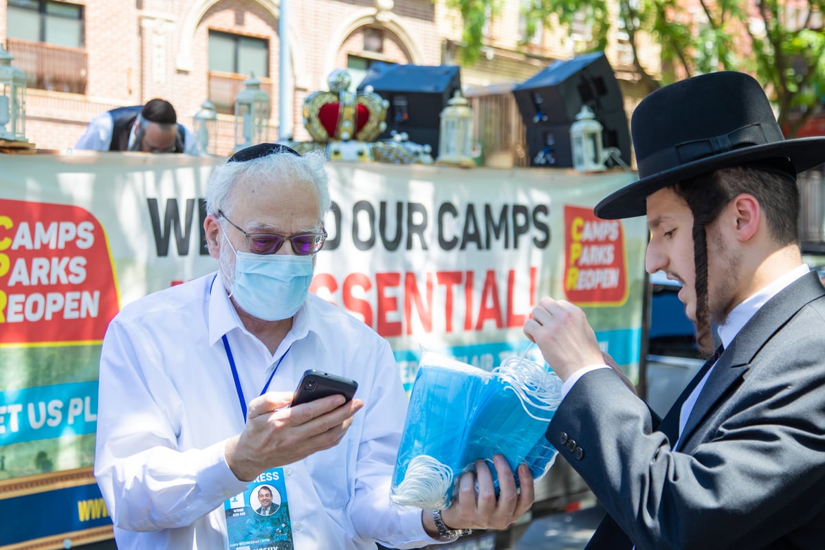 ליהודי ניו יורק נמאס: הגנים בשכונה נפרצו • צפו