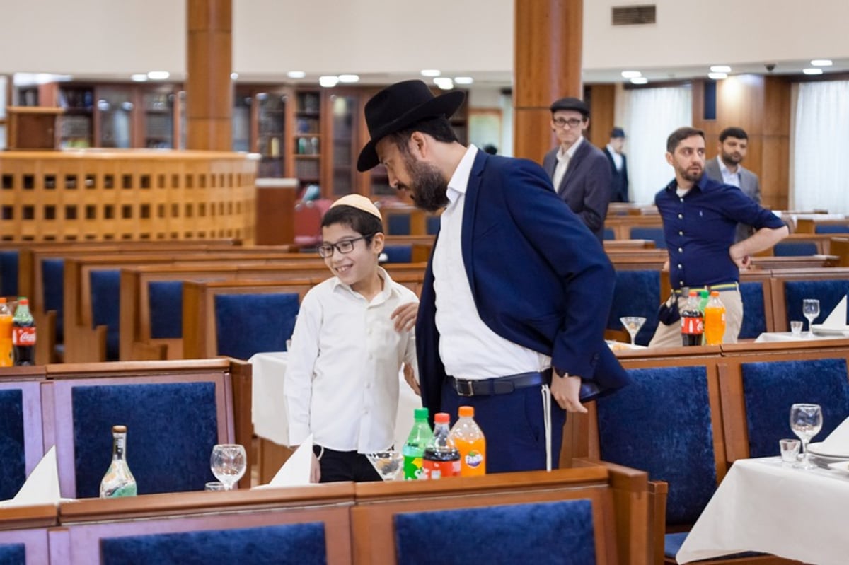 ג' תמוז: ההתוועדות המרכזית במוסקבה. צפו