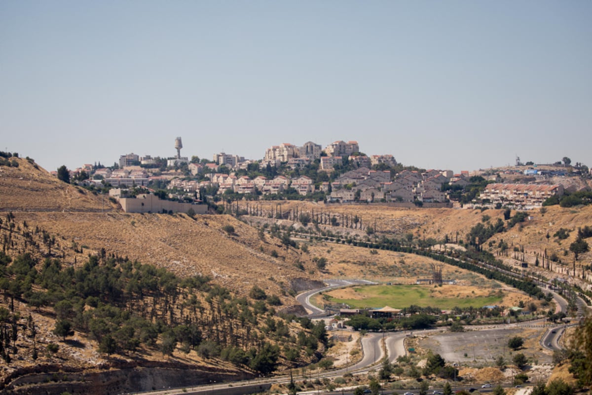 מעלה אדומים