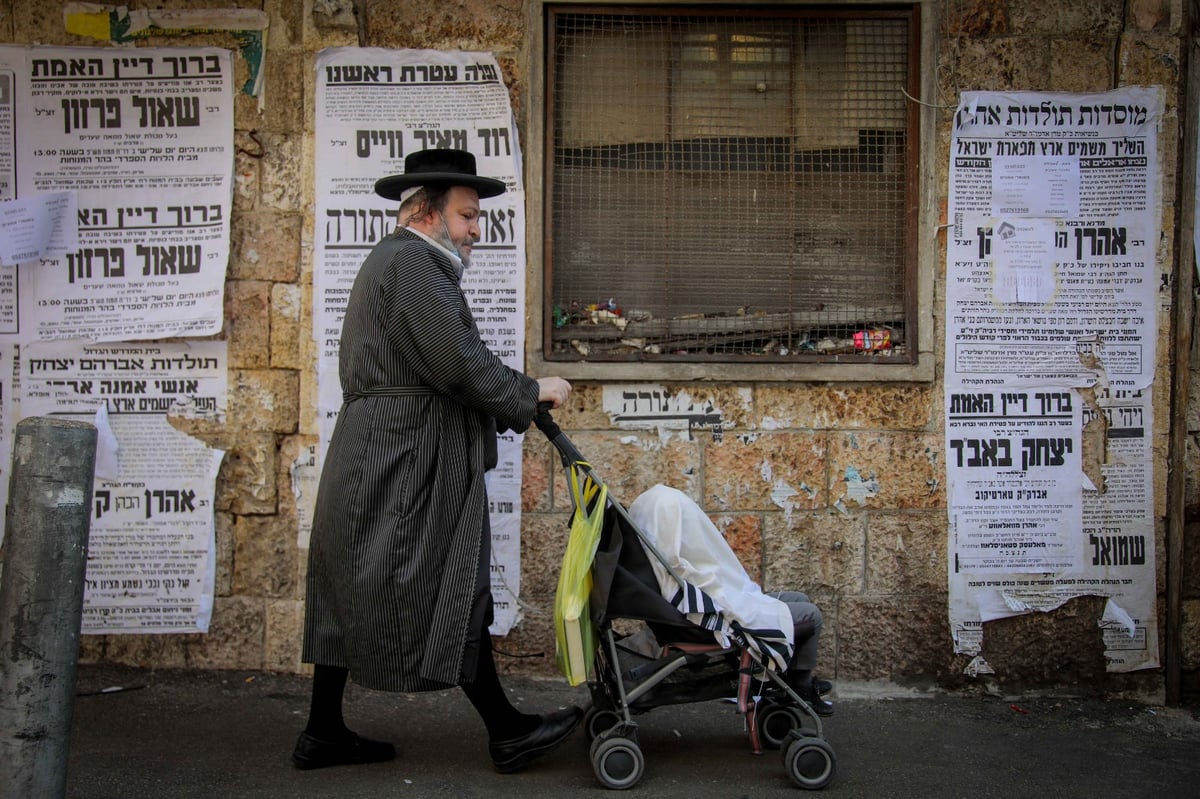 ילדי תולדות אהרן התחילו ללמוד א' ב' אצל האדמו"ר