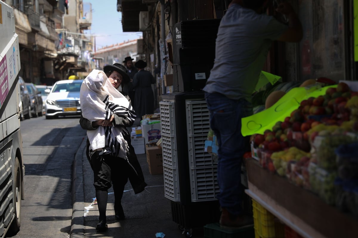 ילדי תולדות אהרן התחילו ללמוד א' ב' אצל האדמו"ר