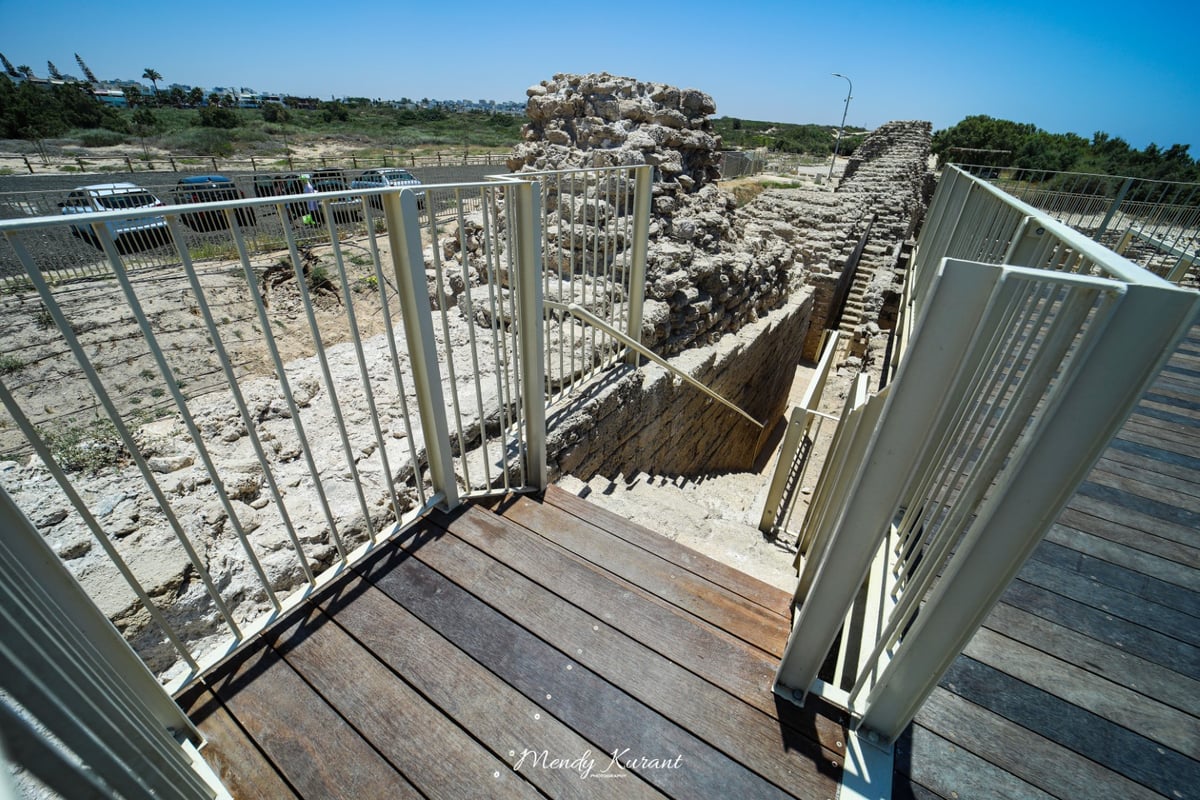 סגר? הצלם החב"די ביקר במצודה באשדוד