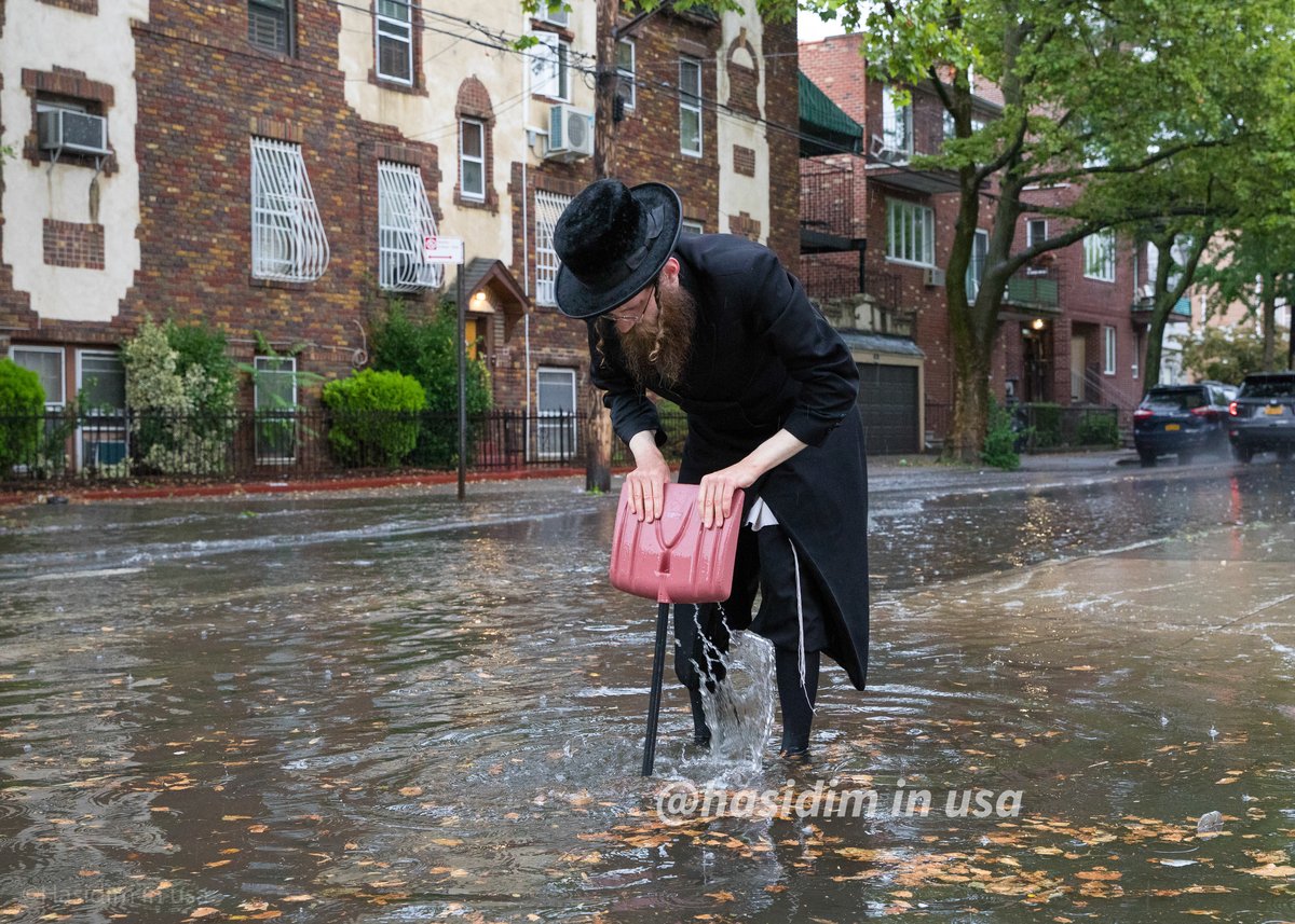 קידוש ה': מה עשה חסיד בתוך שלולית ענק?