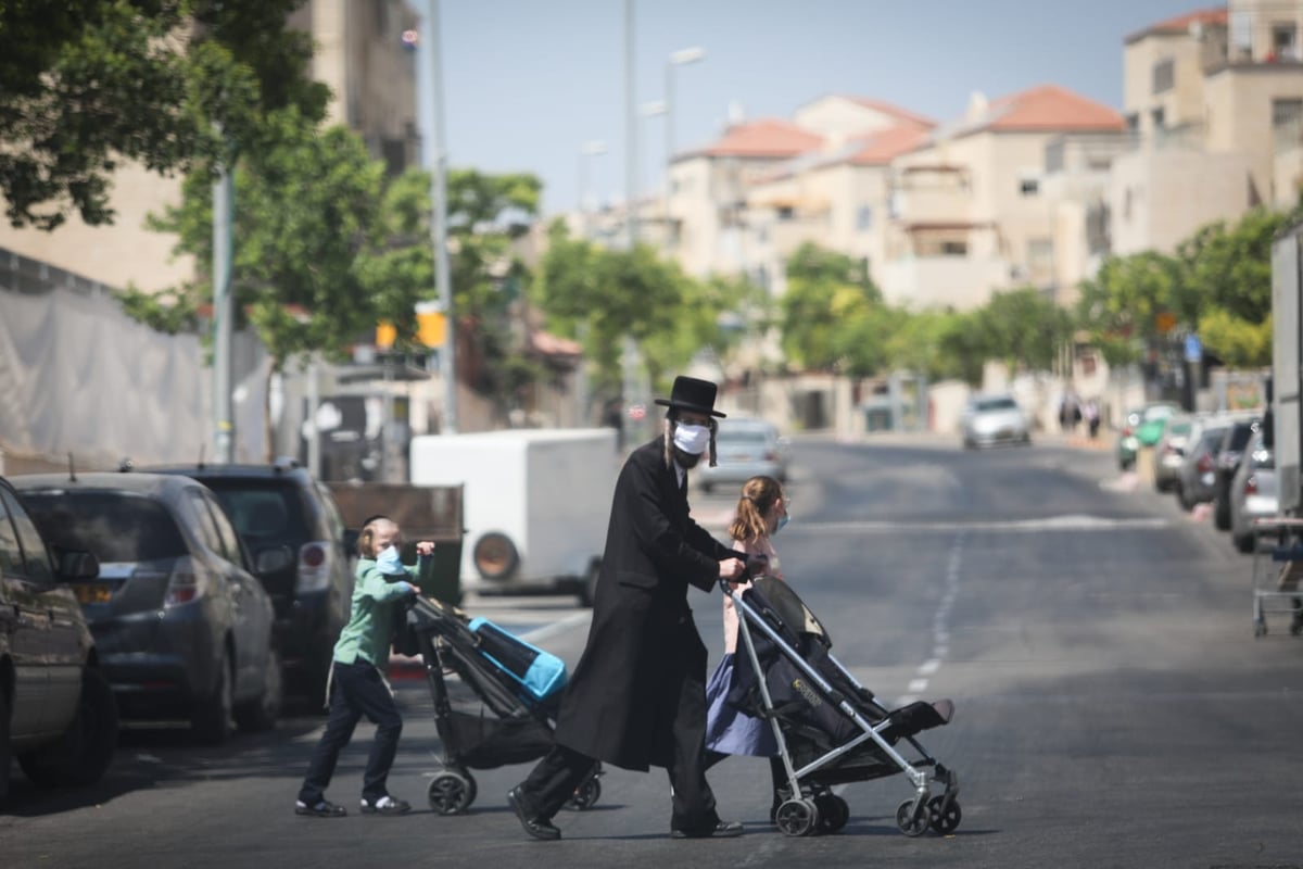 הסקרנים, הנמלטים והילדים; שעות ראשונות של סגר בביתר עילית