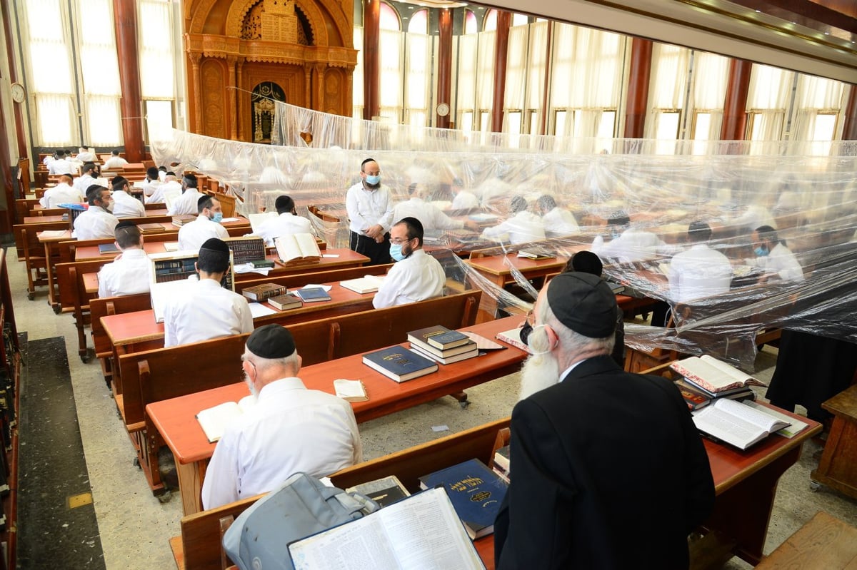 בני ברק מציגה: מדיניות קשוחה הצילה מההסגר