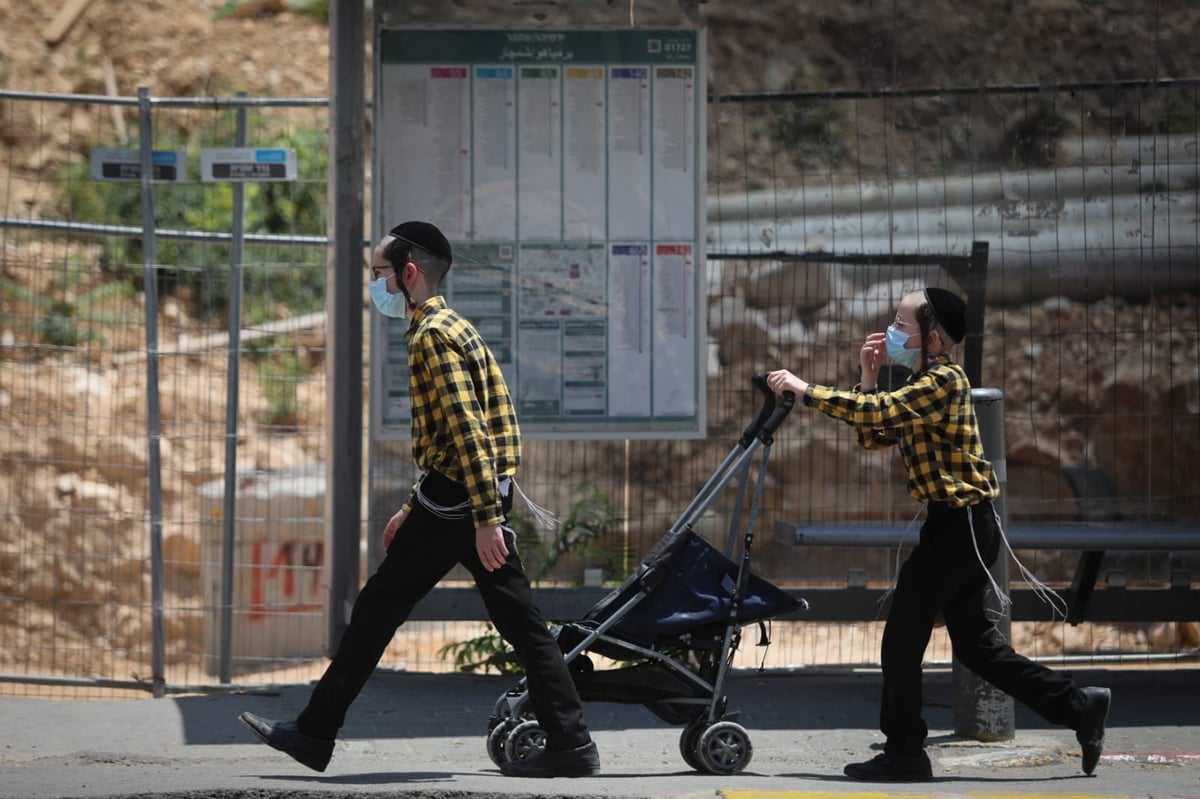 כך נראה תחילת הסגר בשכונות החרדיות