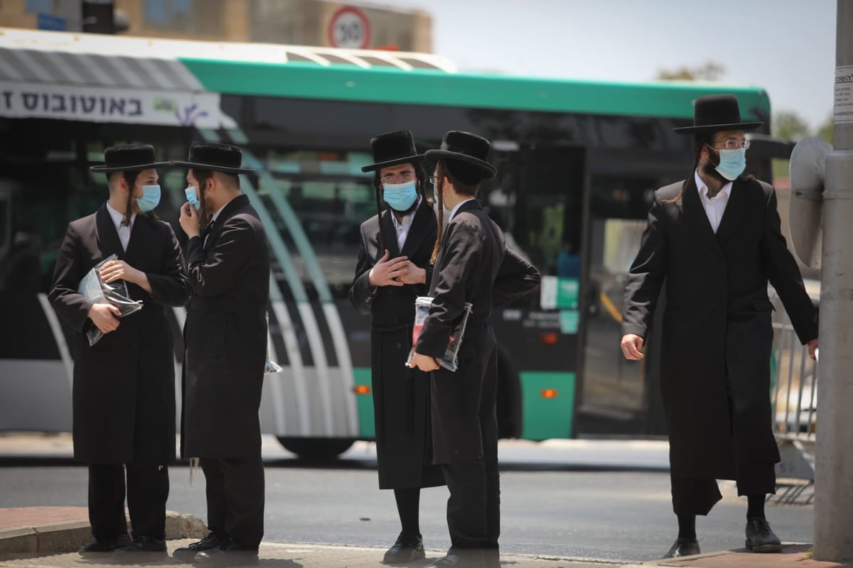 כך נראה תחילת הסגר בשכונות החרדיות