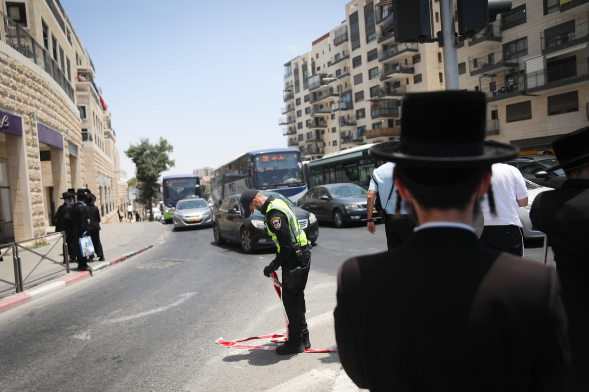 כך נראה תחילת הסגר בשכונות החרדיות