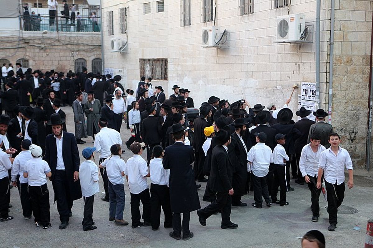 שמונה שנות יתמות: מראות מחיי מרן הגרי"ש אלישיב זצ"ל