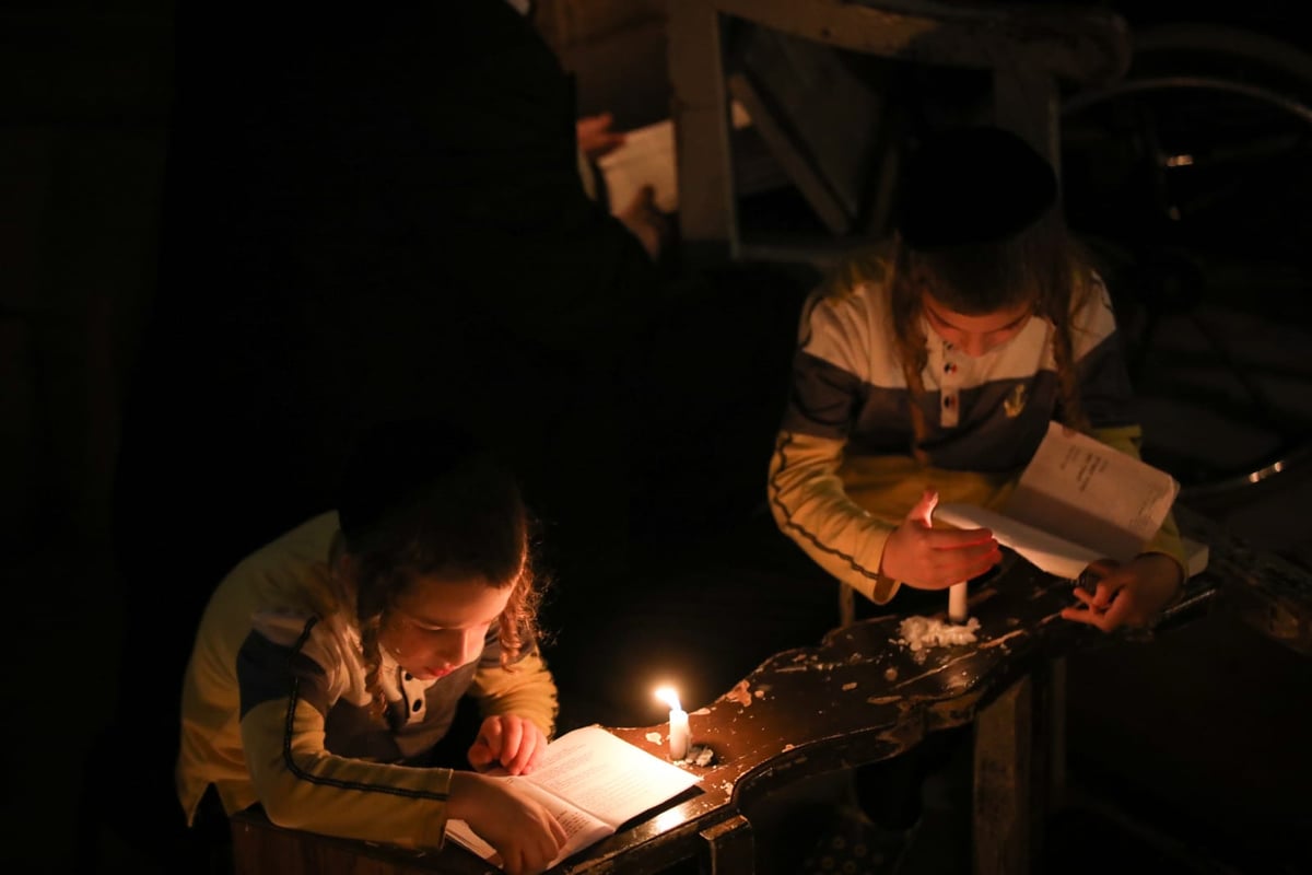 תיעוד: במאה שערים קוננו על חורבן הבית