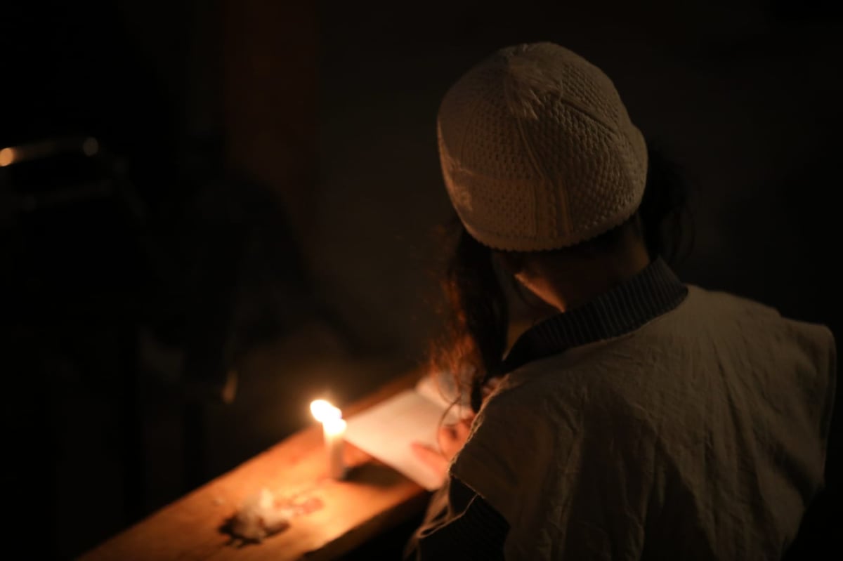 תיעוד: במאה שערים קוננו על חורבן הבית