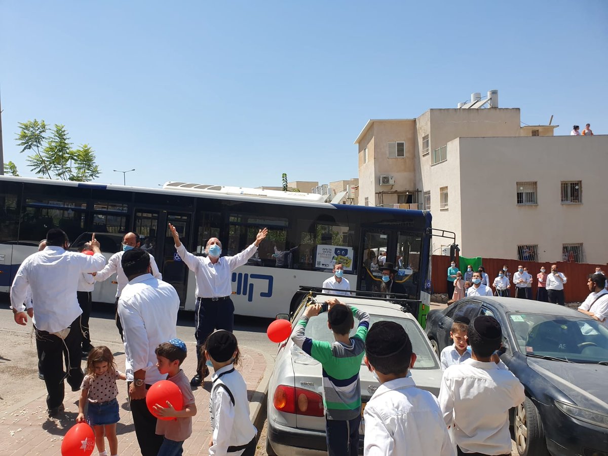 כך העצב של חתן בר המצווה המבודד הפך לשמחה