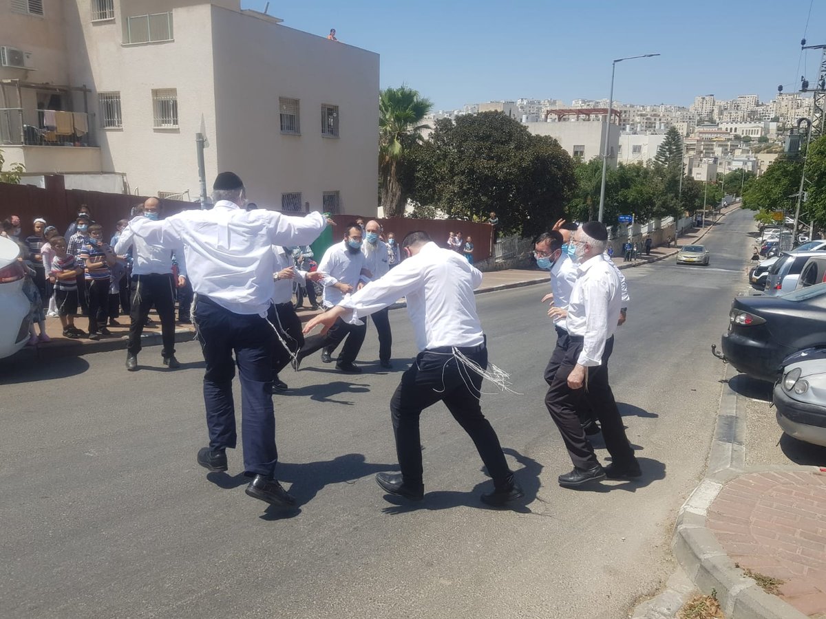 כך העצב של חתן בר המצווה המבודד הפך לשמחה