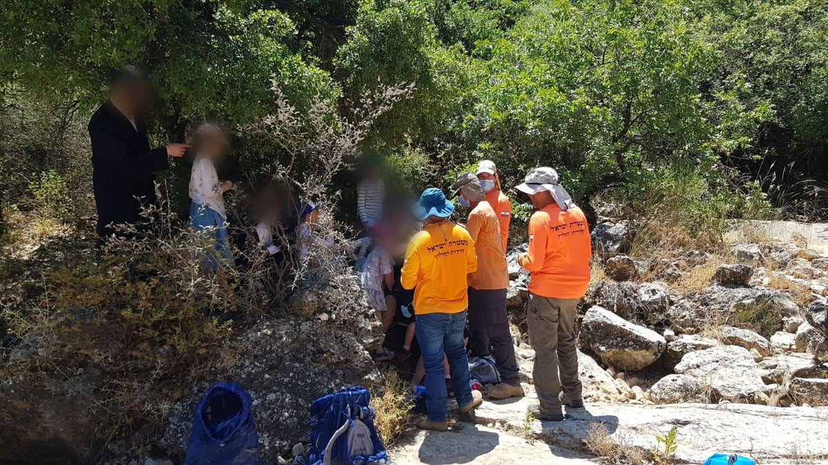 המשפחה שנתקעה בלי מים בהר מירון • צפו