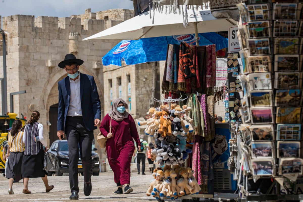 עדכון קורונה מחצות: 1,003 חולים חדשים; 13 נפטרים