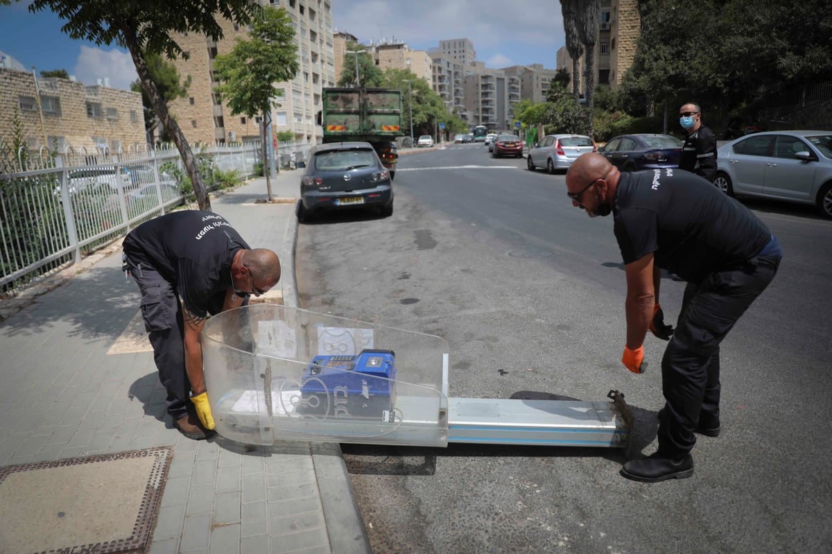 ירושלים: הוסרו הטלפונים מהם הטרידו ילדים