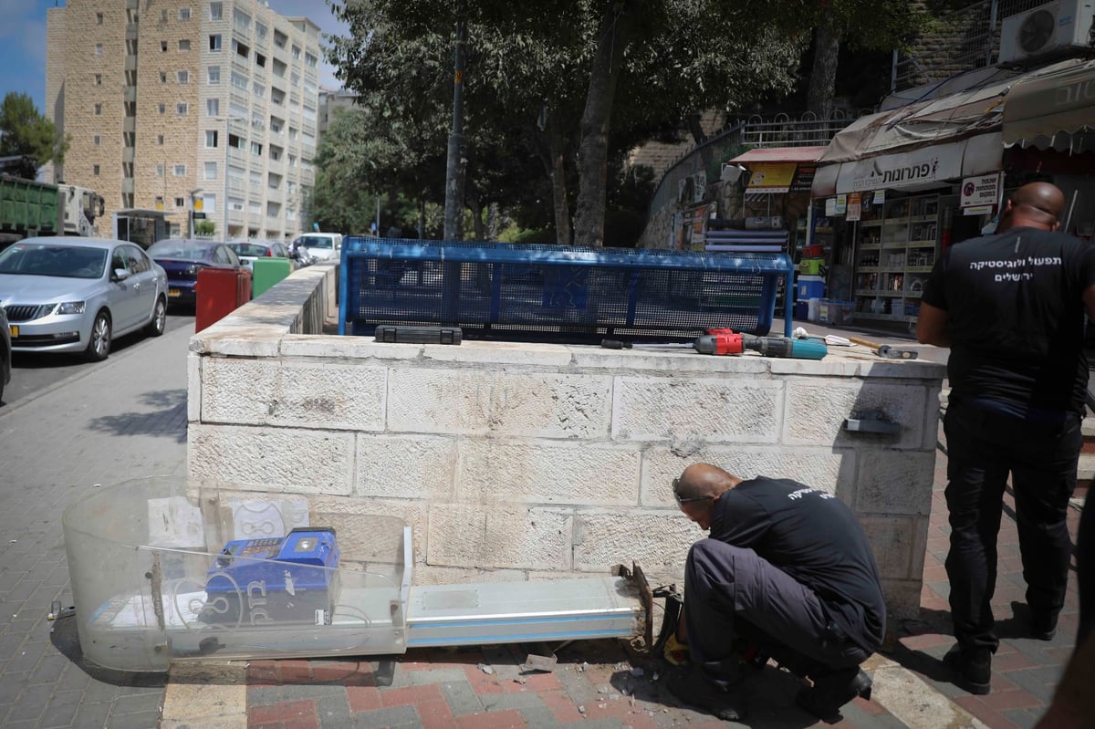 ירושלים: הוסרו הטלפונים מהם הטרידו ילדים