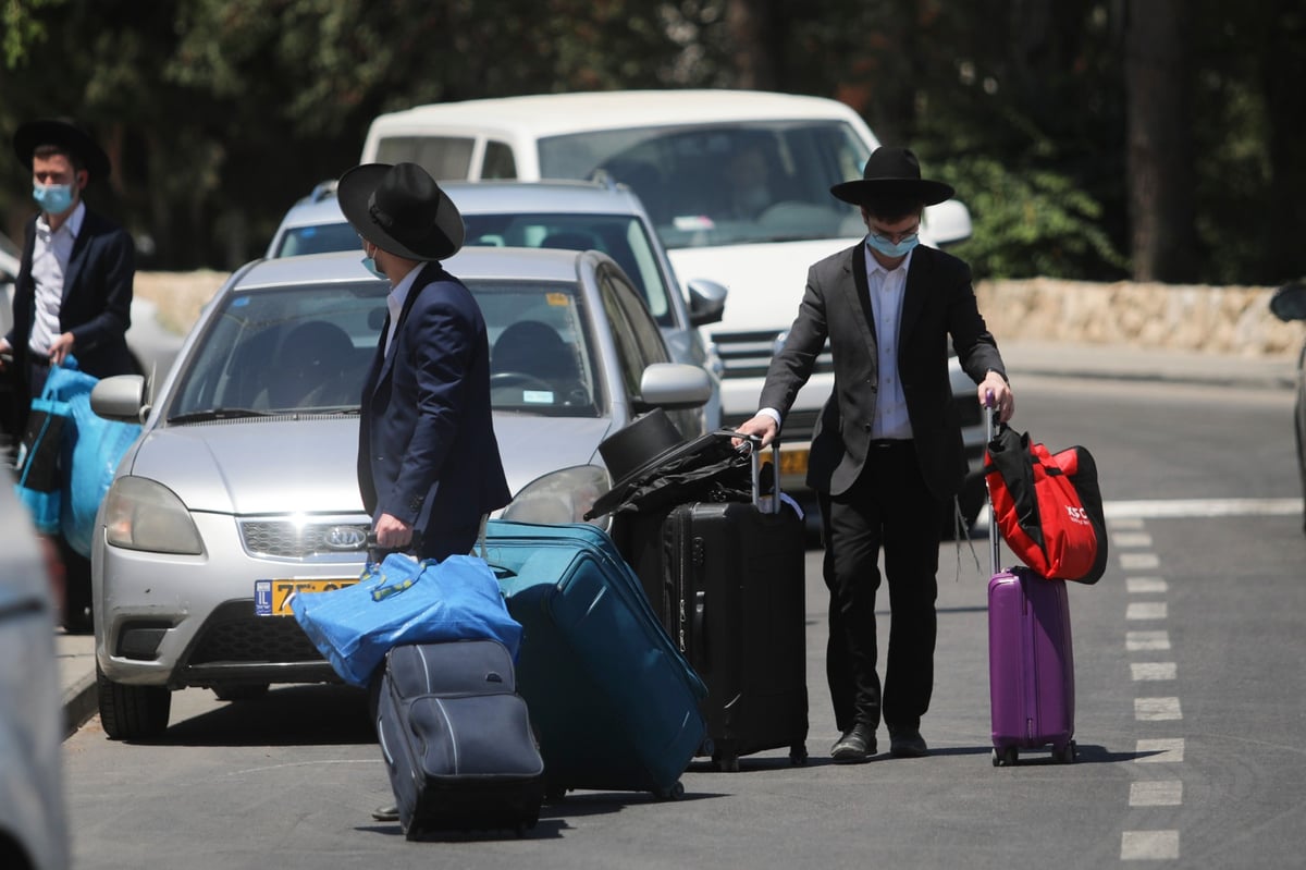 כך תלמידי 'חברון' הגיעו לישיבה ונכנסו לקפסולות