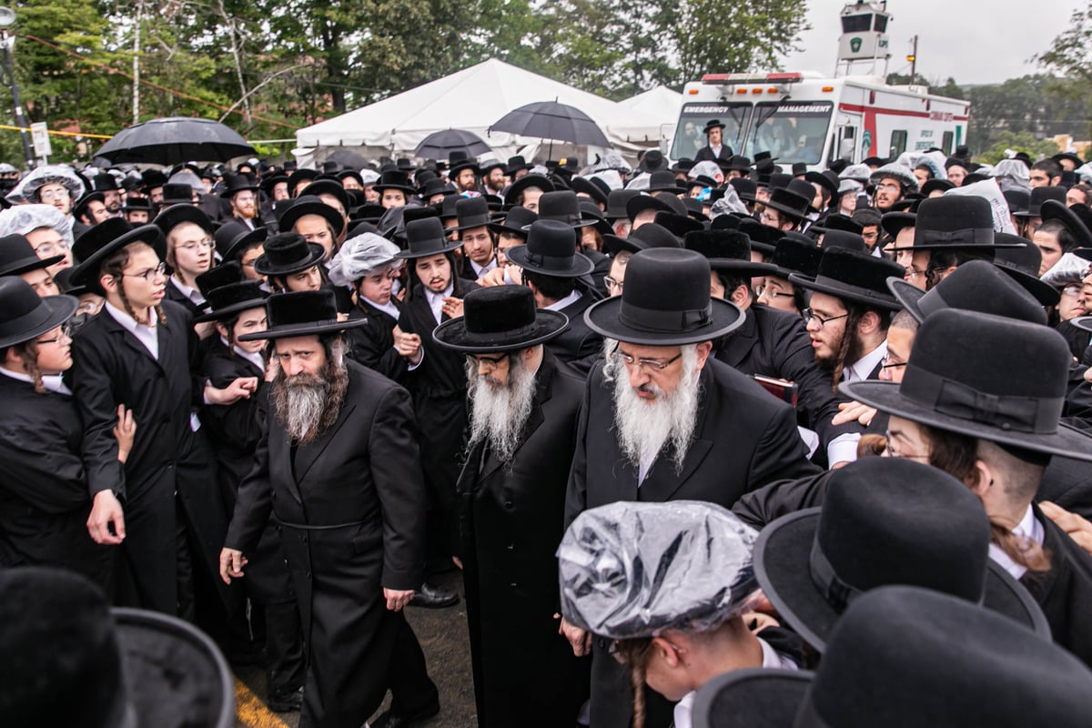 בהילולה: כתיבת ספר תורה לזכר המתים מקורונה