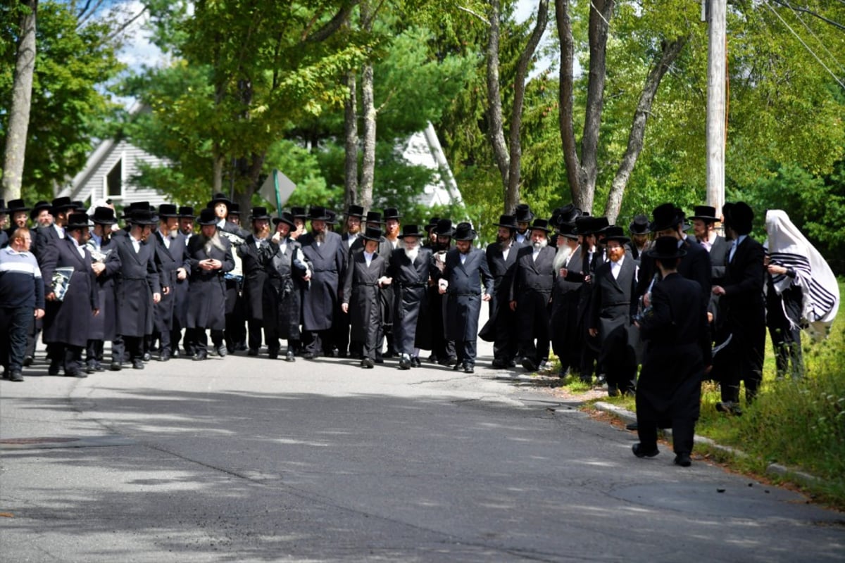 האדמו"ר מויז'ניץ בביקור בהרי ה'קאנטרי'