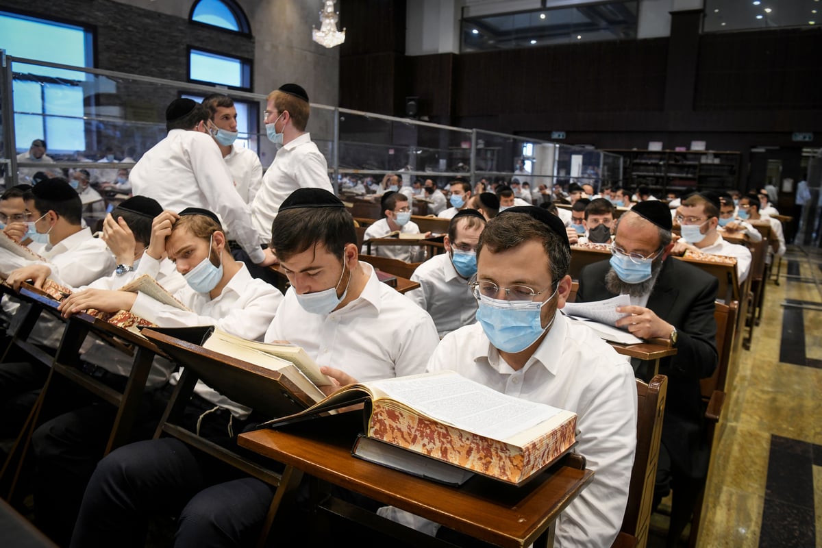 בצל הקורונה: ה'שטייגען' בכולל הגדול במודיעין עילית. צפו