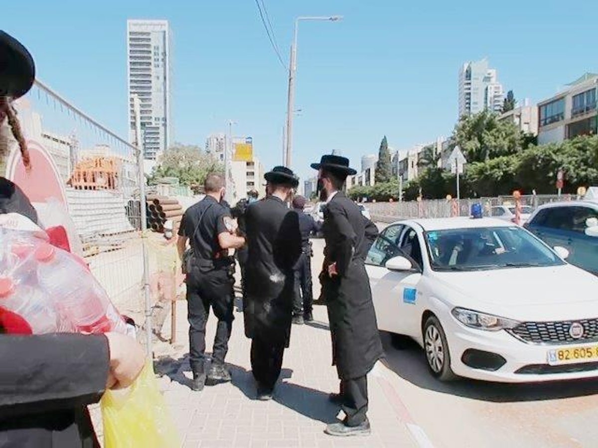 עימותים במוצא: הפגנה נגד חפירות קברים