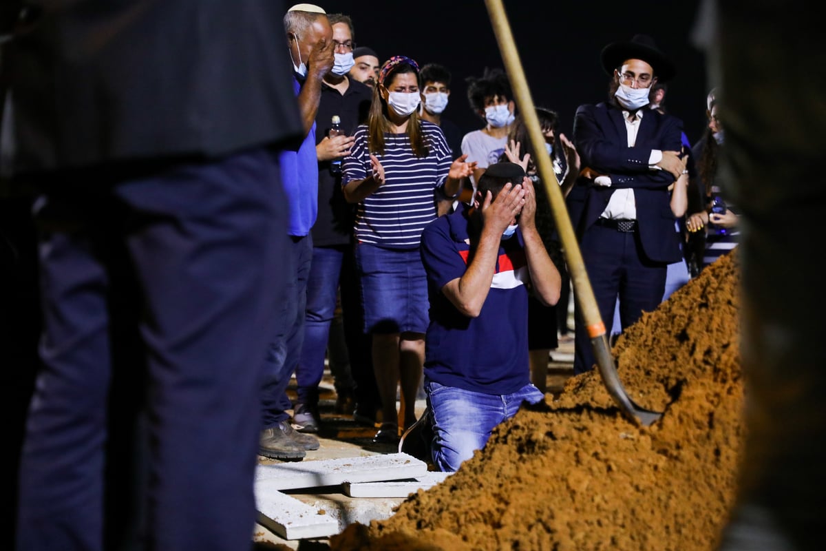 "כל העולם הזדעזע"; הרב שי אוחיון הי"ד הובא למנוחות