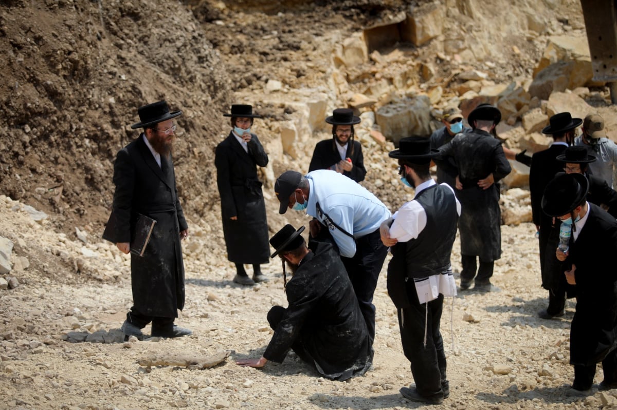 תיעוד מיוחד: כך הקיצוניים מפגינים ב'מוצא'