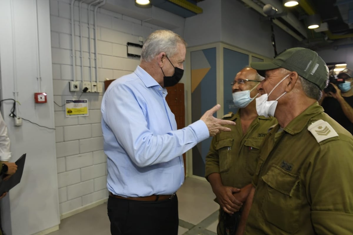 פרופסור גמזו: 'לכו להיבדק, רק ככה אפשר לנצח את הנגיף'